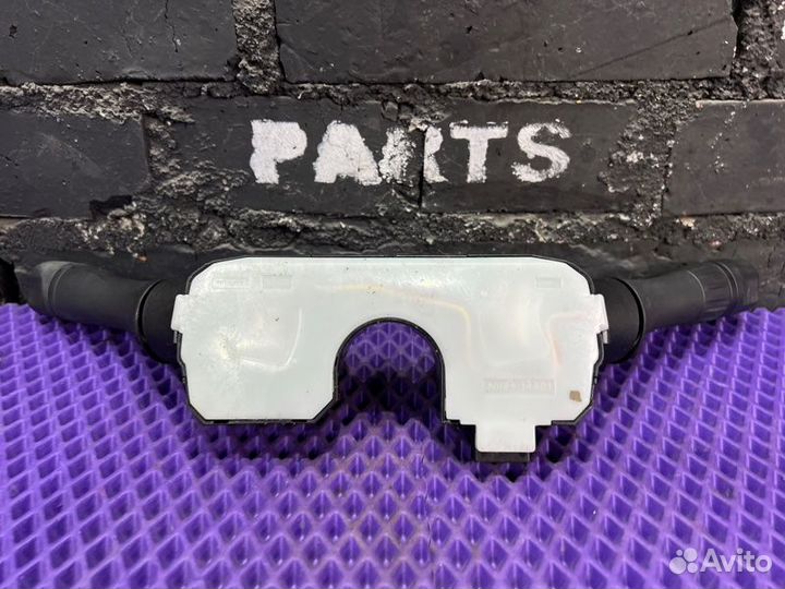 Подрулевой переключатель Nissan Note E12-060845