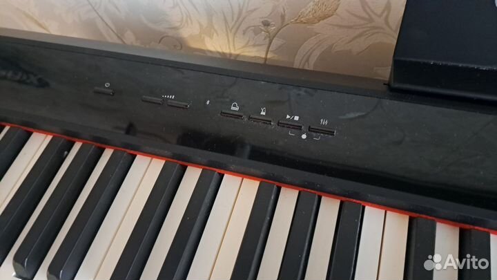 Цифровое пианино 88 клавиш Nux 10 в аренду