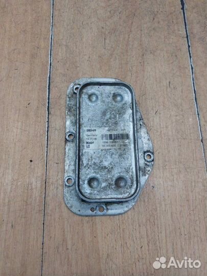 Радиатор масляный Opel Astra H Z16XER 2008