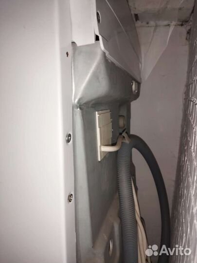 Стиральная машина с вертикальной загрузкой