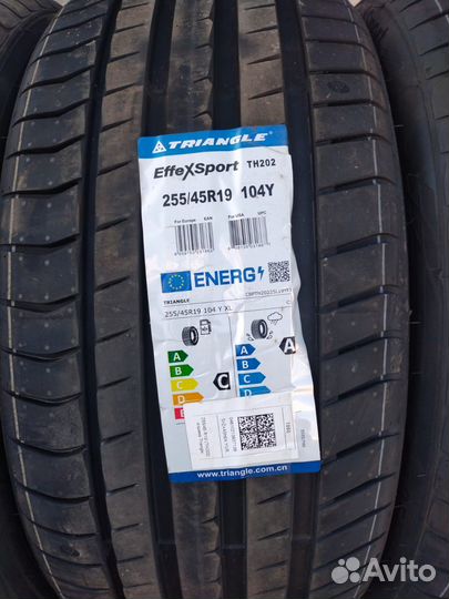Triangle EffeXSport TH202 255/45 R19 104Y