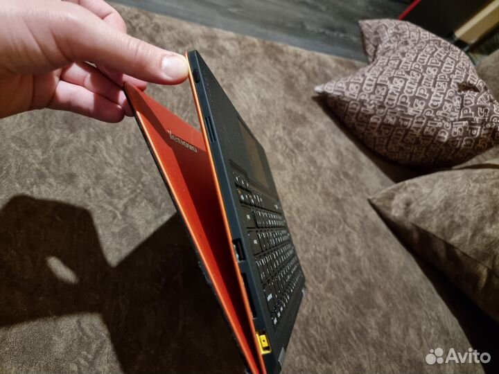 Ноутбук Lenovo ideapad yoga 11