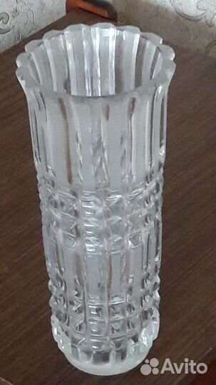 Вазы хрустальные для цветов