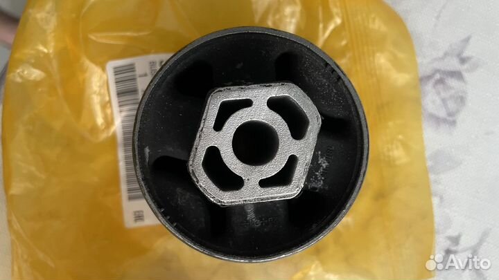 Сайлентблок задней балки 1шт solaris, rio, soul