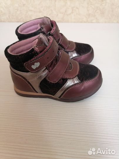 Ботинки для девочки