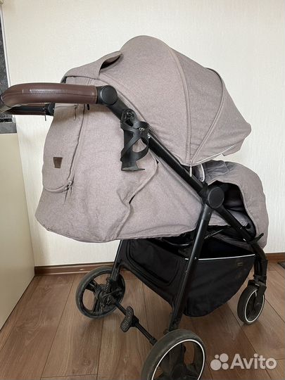 Прогулочная коляска carello bravo