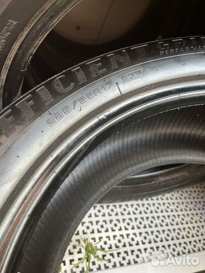 Goodyear EfficientGrip 225/55 R17