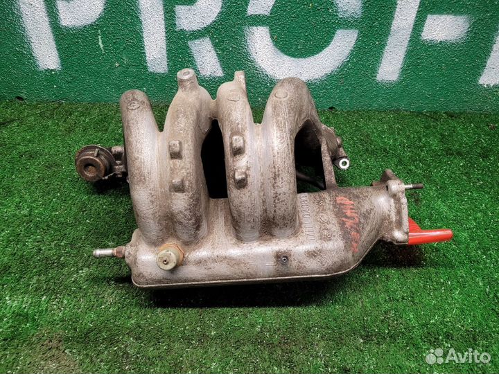 Впускной коллектор Toyota Avensis 1 7AFE