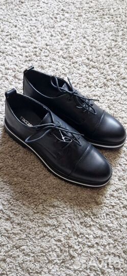 Полуботинки женские 39 размер новые