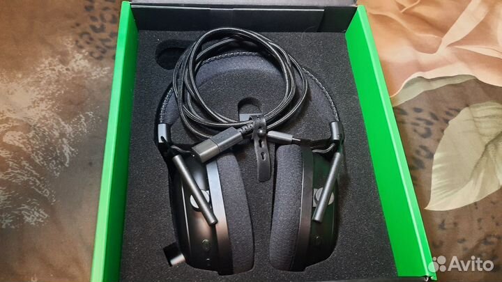 Игровые наушники Razer Blackshark v2 PRO 2023