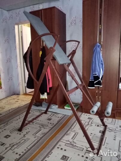 Инверсионный складной стол