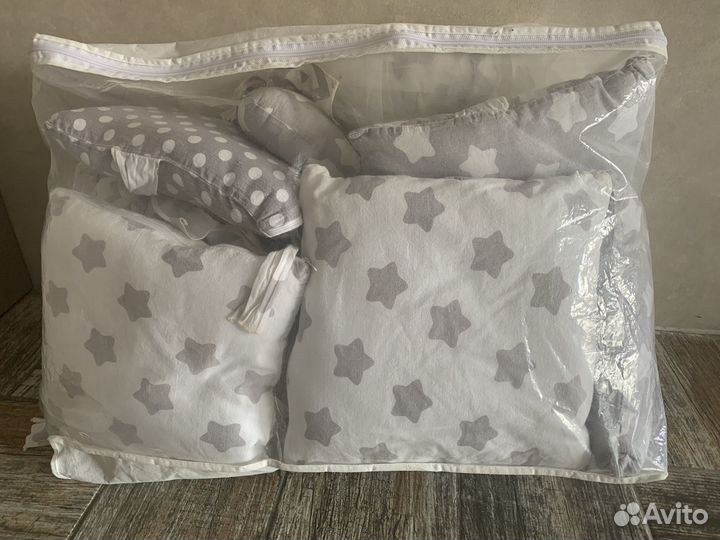 Бортики в кроватку