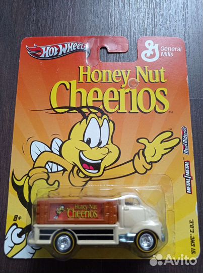 Hot Wheels Premium 1/64 (6)