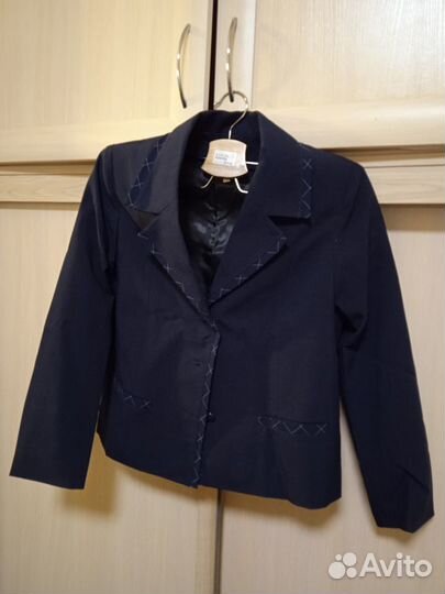 Школьный форма. Пиджак для девочки