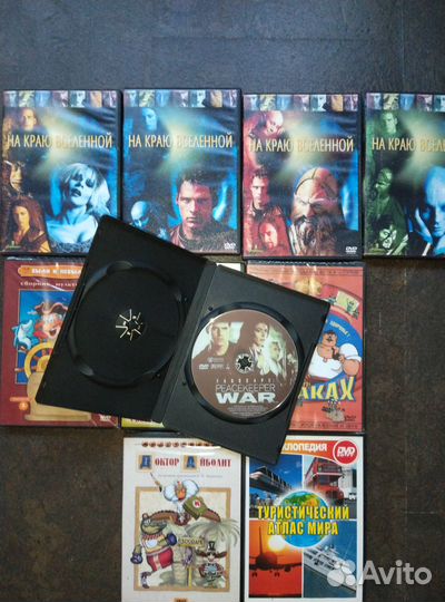 DVD диски сериалы и мультфильмы