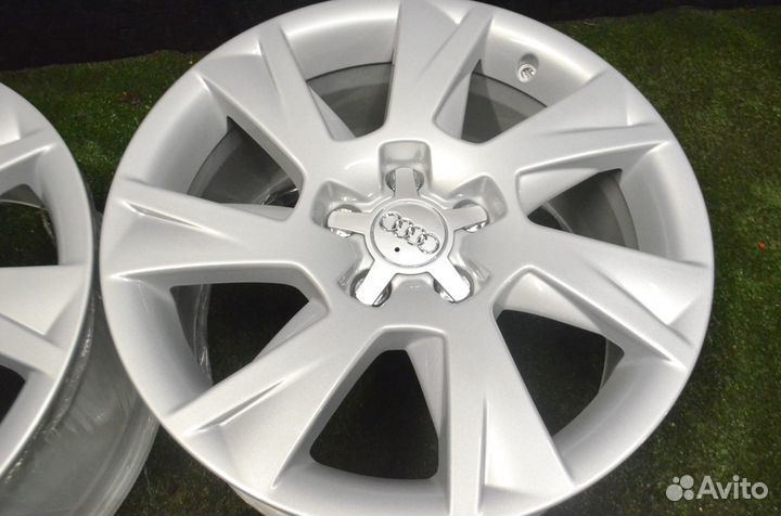 Диски Оригинальные Audi R17 7.5J et28 Dia 66.6
