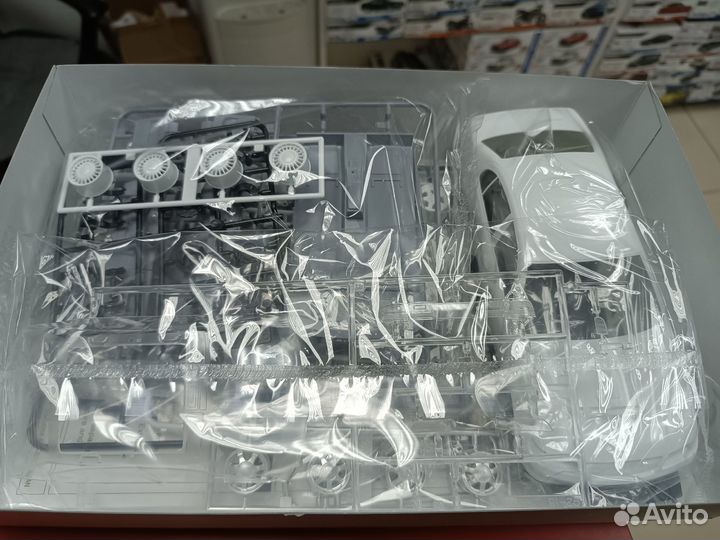 05788 Toyota Aristo 3.0V/Q '91 JZS147 1:24 Aoshima