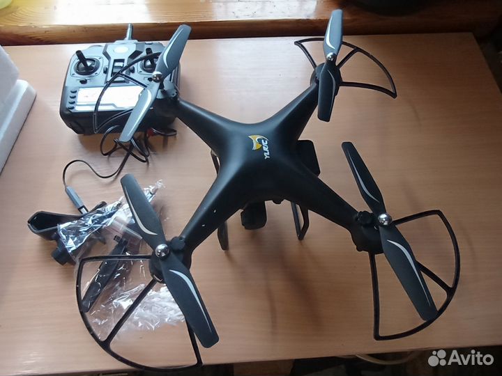 Квадрокоптер с камерой