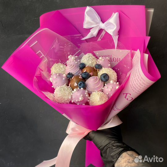 Букет из клубники в шоколаде клубничный букет