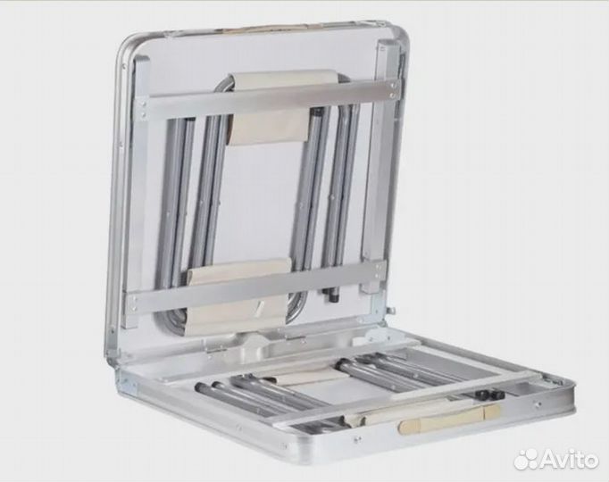 Туристический стол со стульями