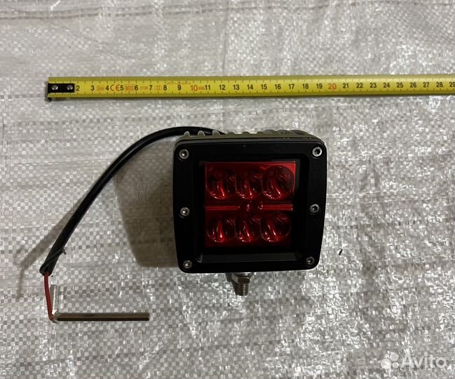 Продам красные туманные стоп фонари