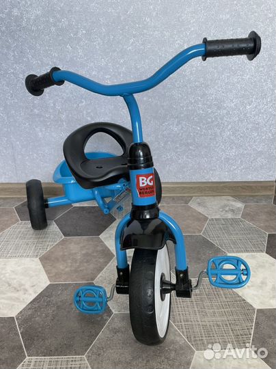 Детский трехколесный велосипед