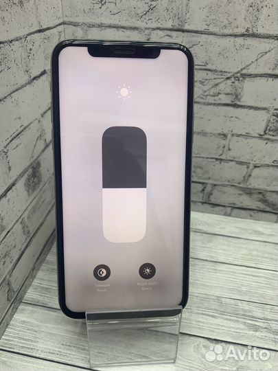 iPhone X, 64 ГБ