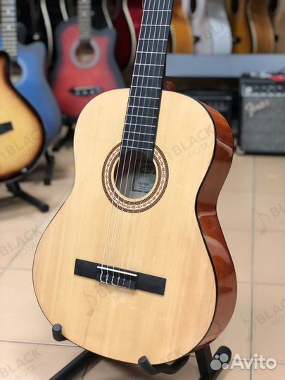 Классическая гитара новая Caraya C957