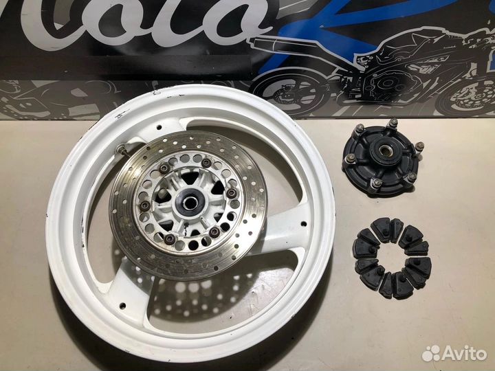 Задний колёсный диск в сборе Yamaha XJR 400 1993г