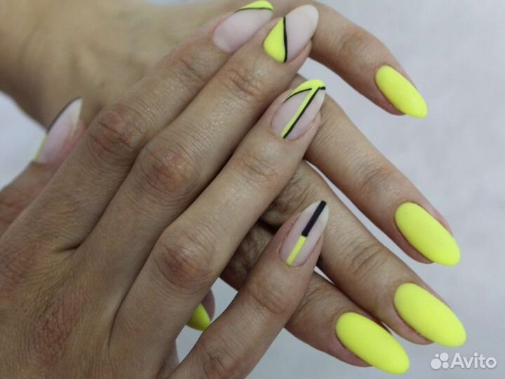 Маникюр и педикюр