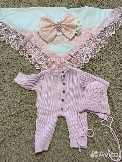 Комплект на выписку для девочки осень