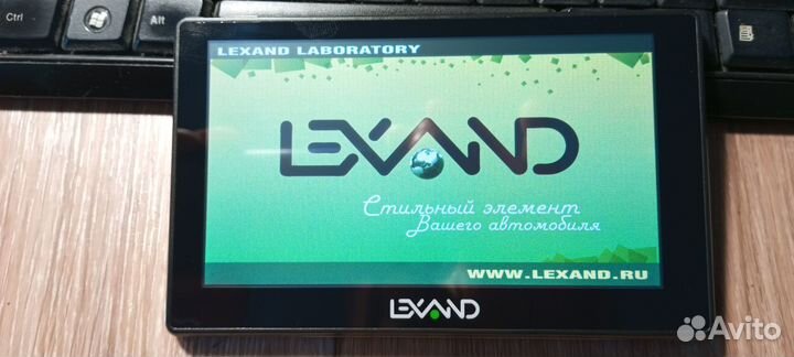 Авто планшет навигатор Lexand STR 6100 HD