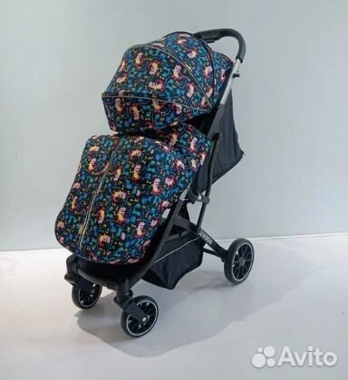 Коляска прогулочная luxmom