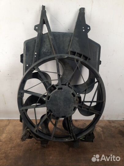 Вентилятор радиатора Ford Focus хэтчбэк 3 дв. 1.6