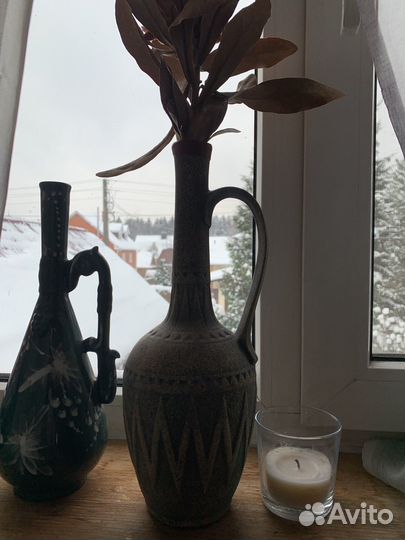 Глиняный кувшин для вина