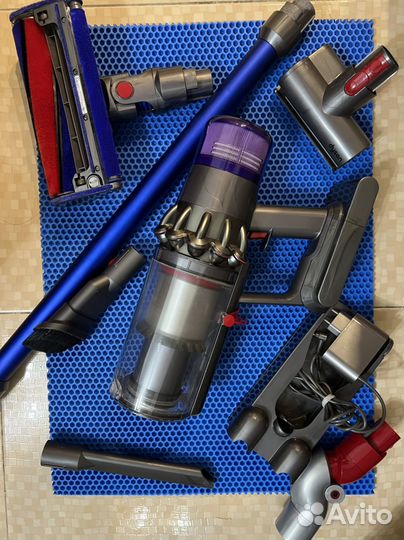 Пылесос dyson v11