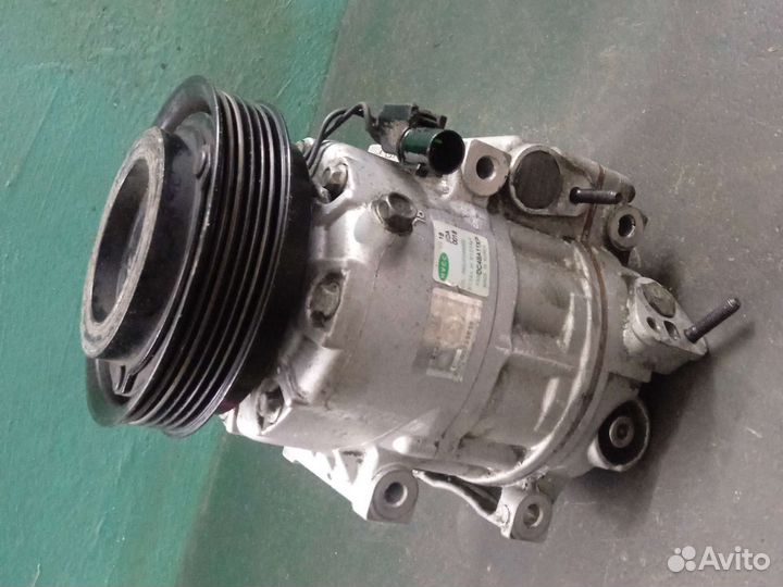 Компрессор кондиционера на Hyundai Sonata NF