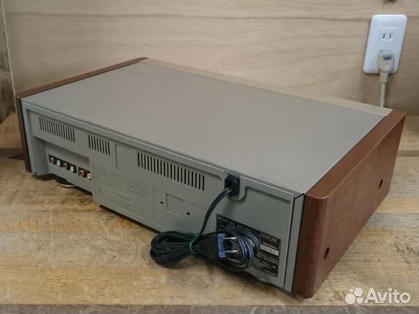 Кассетные магнитофоны Denon DR-70