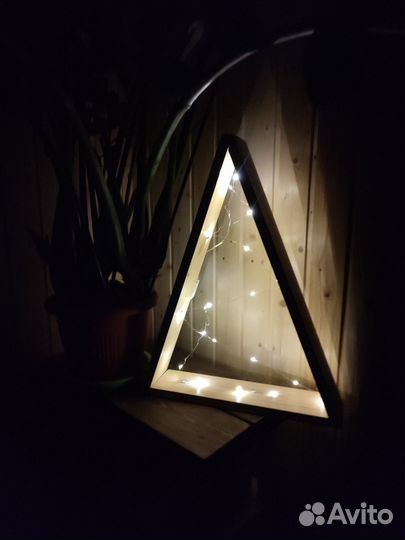 Светильник настольный светодиодный елочка