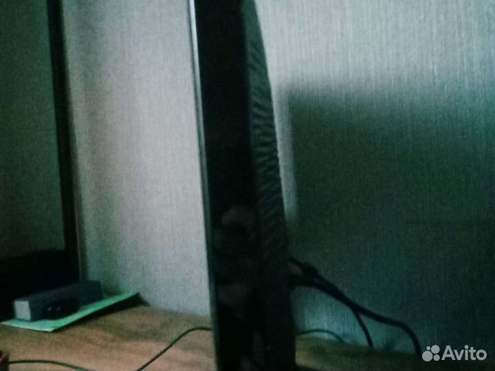 Монитор Samsung