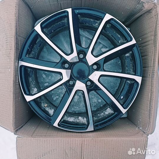 Продам диск R16