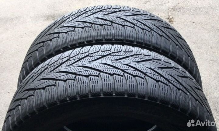 Nokian Tyres Hakkapeliitta R2 SUV 235/60 R18 107R