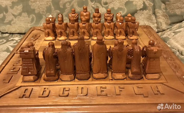 Шахматы ручной работы. Деревянные. Доска большая
