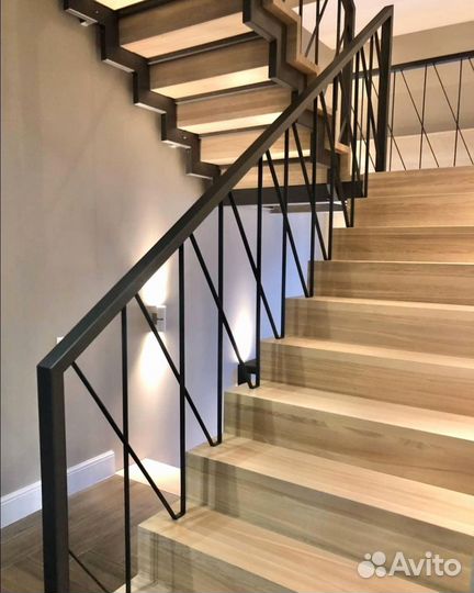 Лестница деревянная на заказ