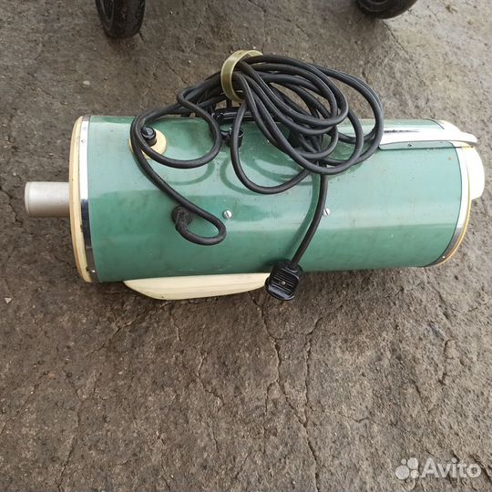 Пылесос Чайка 3