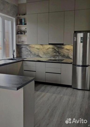 Индивидуальный дизайнерский кухонный гарнитур под