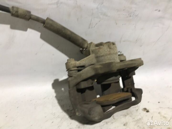 Суппорт передний левый Citroen C4 NFU10FX 2006