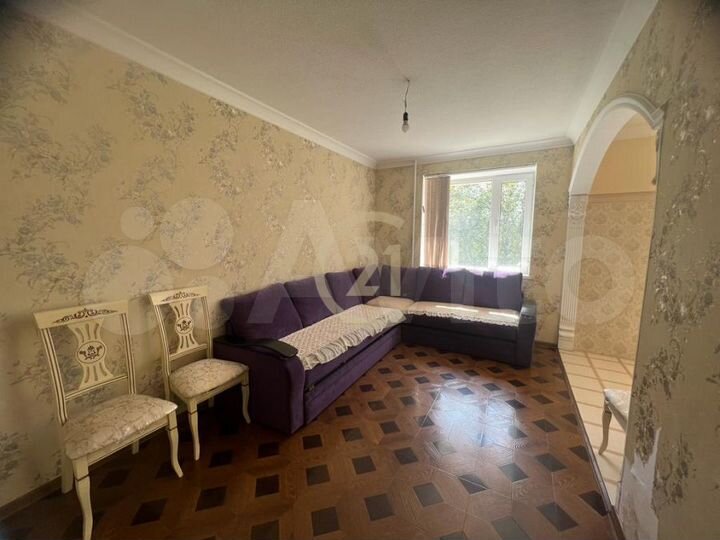 3-к. квартира, 65 м², 3/5 эт.