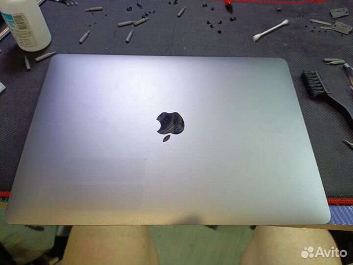 Экран для macbook pro A1989