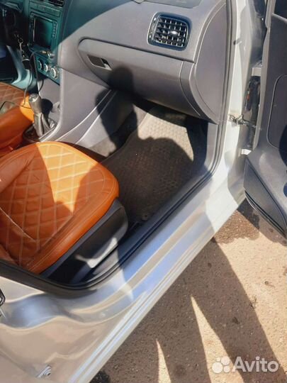 Volkswagen Polo 1.6 МТ, 2012, 190 000 км